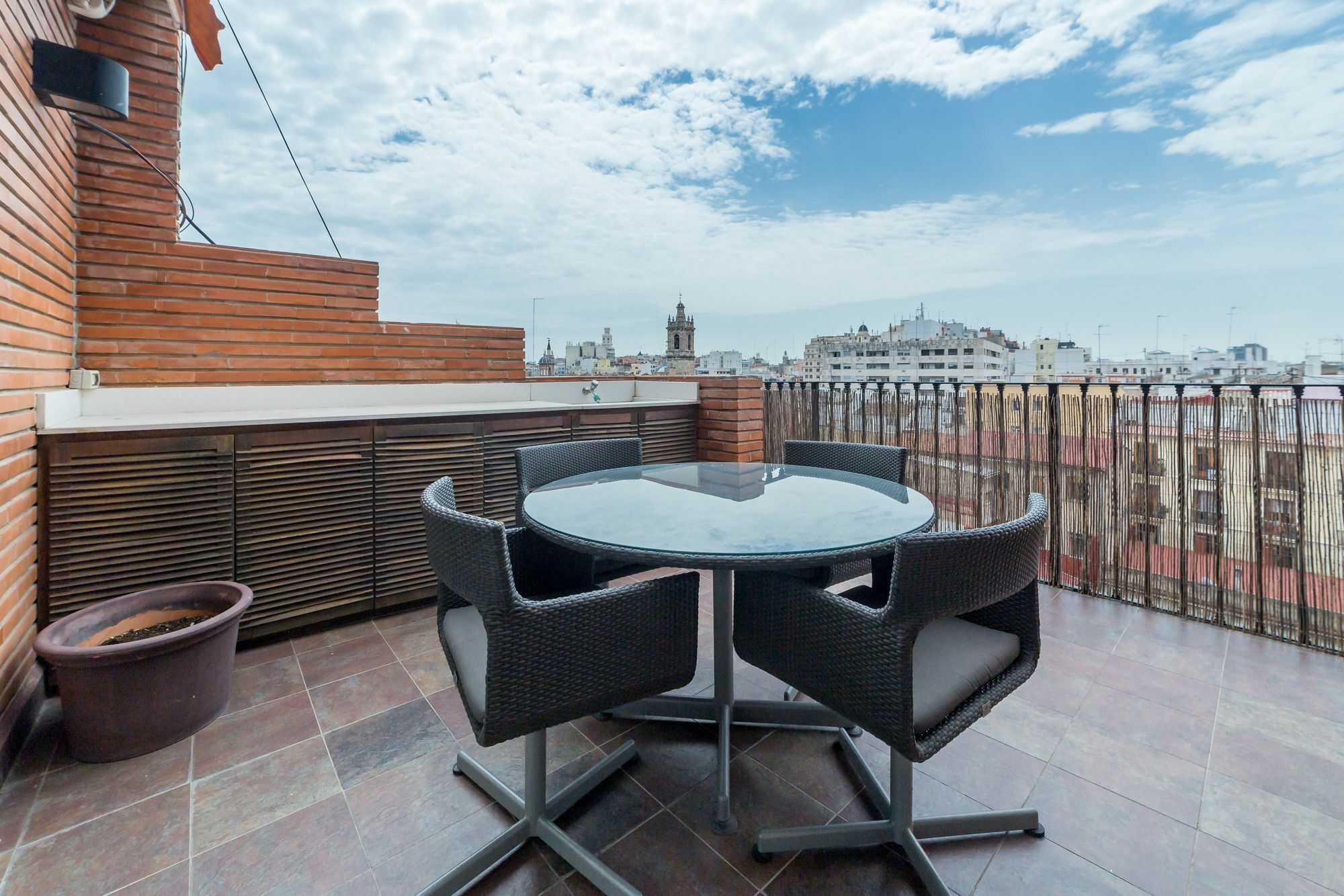 Travel Habitat Atico Ciutat Vella. Leilighet Valencia Eksteriør bilde